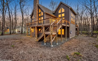 Stunning 5-Bedroom Masthope Home For Sale – 140 Consitution Drive